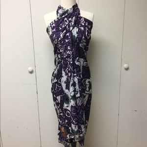 Beautiful Roundy Bay versatile wrap